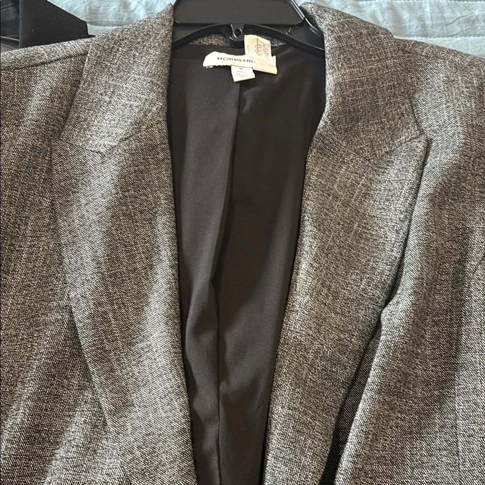 Lot of 3 Nordstrom Women's Blazers in Black, Gray, and Blue - XL - Picture 11 of 15